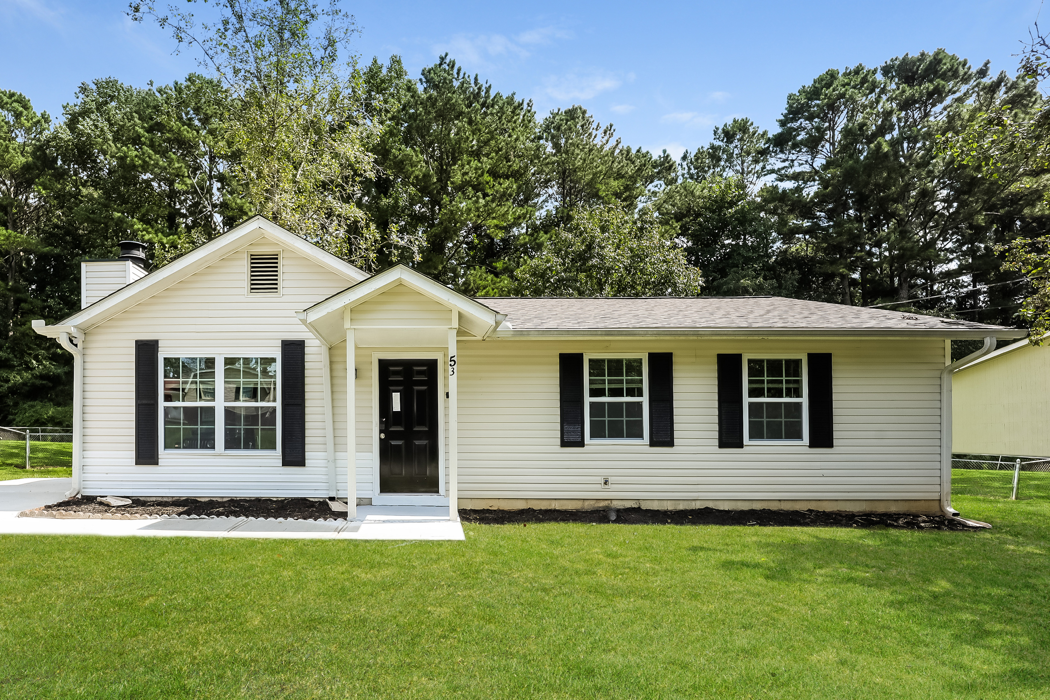 53 SKYLARK LN JONESBORO, GA 30238